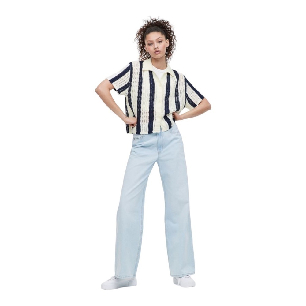 H&M Cream and Navy Striped Short-Sleeve Knit Cardigan - Picture 4 of 16